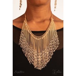 VINTAGE Paparazzi 2018-2019 Zi Collection Gold Fringe Necklace-The Donnalee